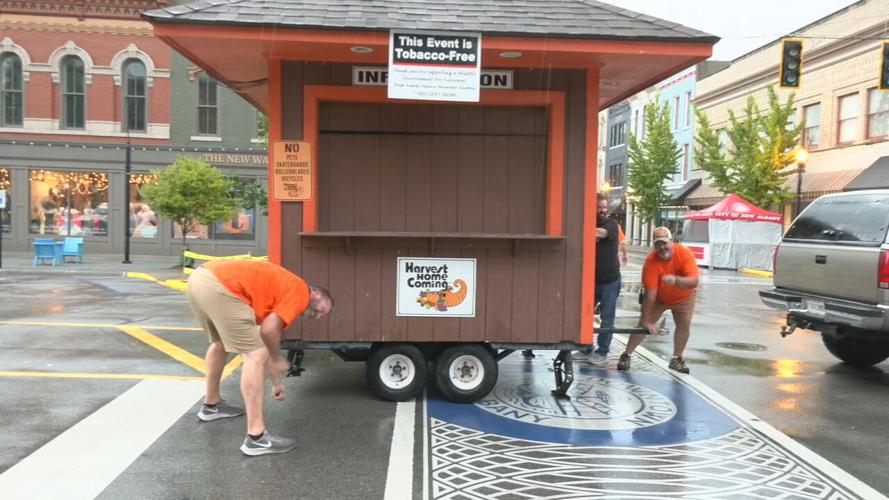 Crews prep for 2021 Harvest Homecoming Booth Days.jpeg