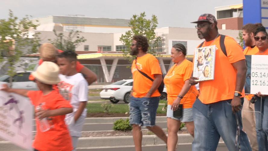 MOMS DEMAND ACTION GUN VIOLENCE WALK