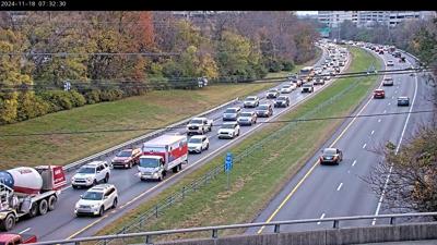Heavy traffic on I-64W