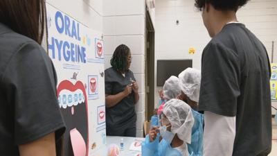 TEDDY BEAR STUFFED ANIMAL HEALTH CLINIC