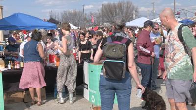 Flea Off Market opening day 2022