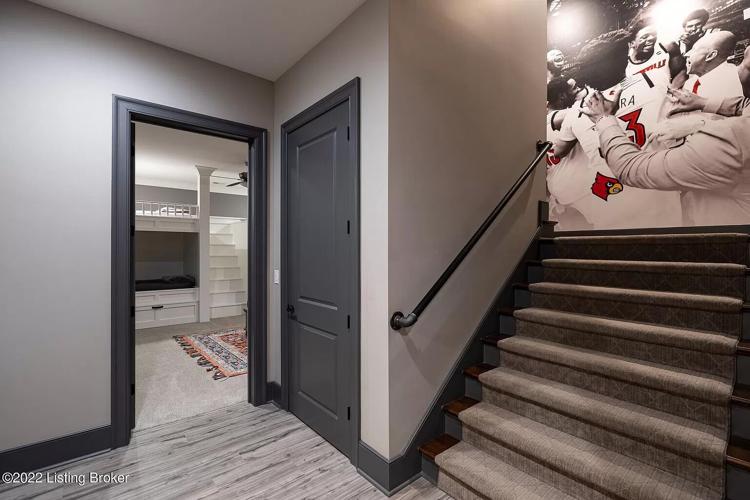 Mack house listing 17.jpg