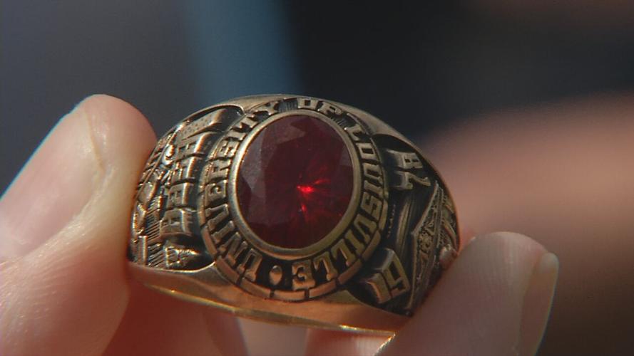 Gary Lawrence' UofL Class Ring