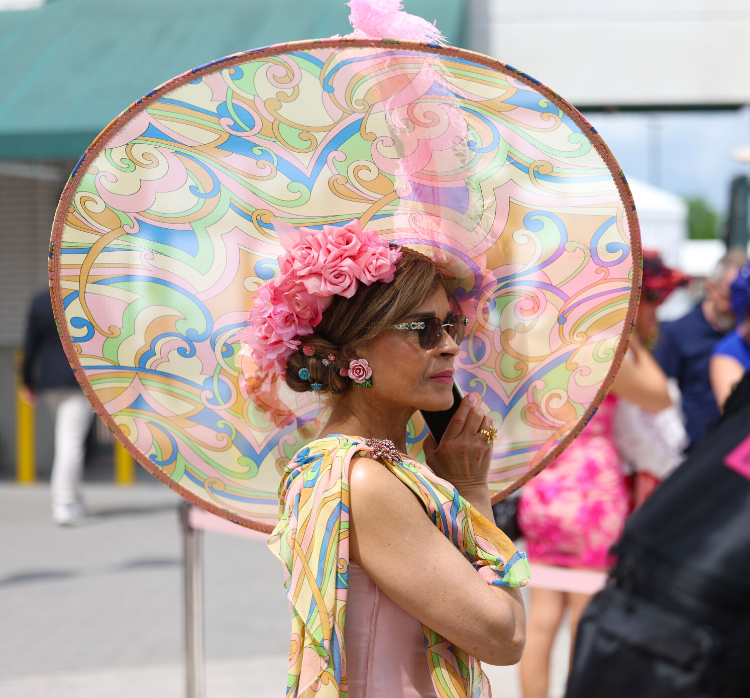 Fans on Kentucky Oaks Day 2025