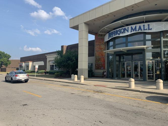 LMPD car outside Jefferson Mall 8-8-21.jpg