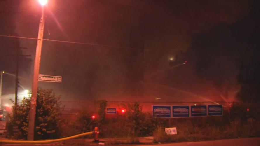 30TH AND ALI FIRE - Wide Shot