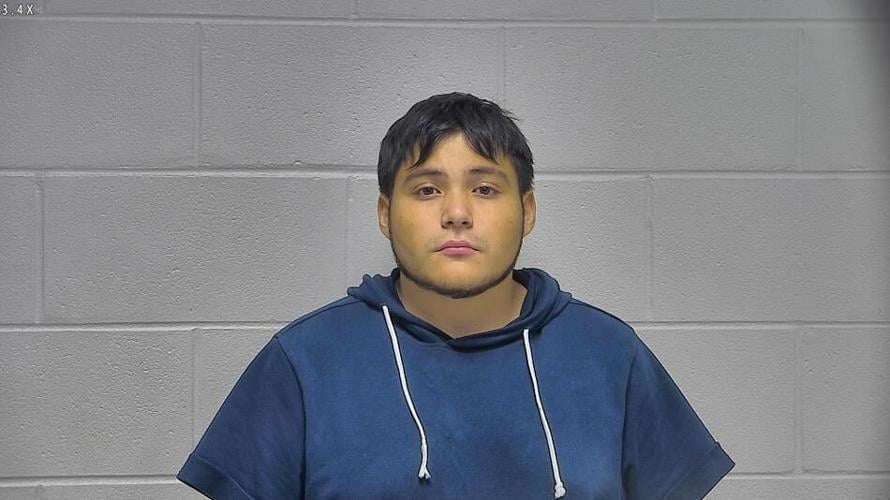 Galvez, Marvin  att mdr of police ofcr Eminence Ky saved 112621 Oldham Co Det Ctr photo.gif