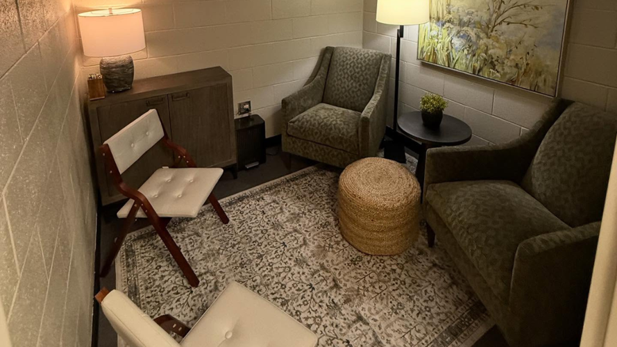 Renovated interview Elizabethtown Police Department