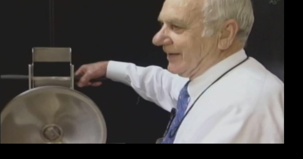 Man who invented pressure fryer for Colonel Sanders dies at age of 96