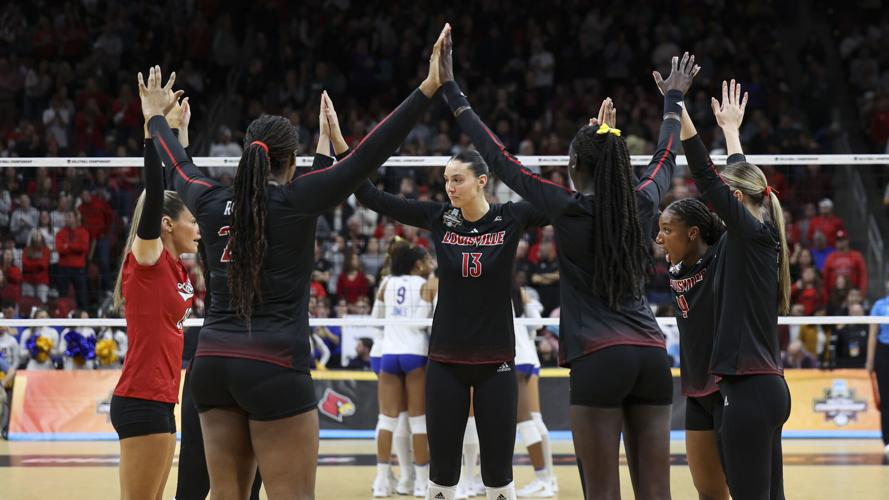 Louisville volleyball Final Four-10.jpg