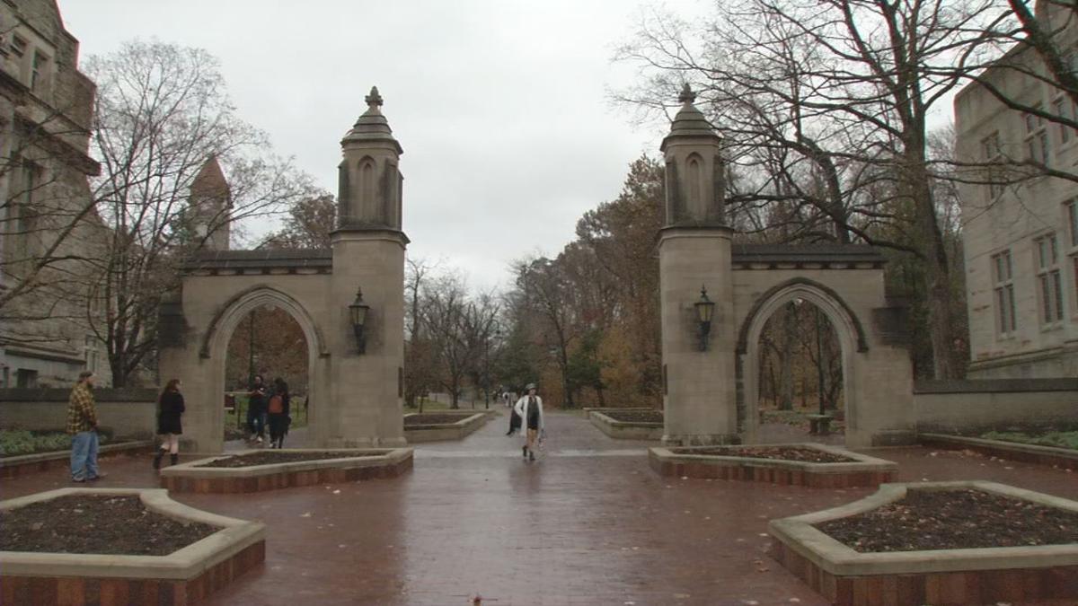Mixing In Person And Online Classes Indiana University Announces 2020 21 Calendar Education Wdrb Com