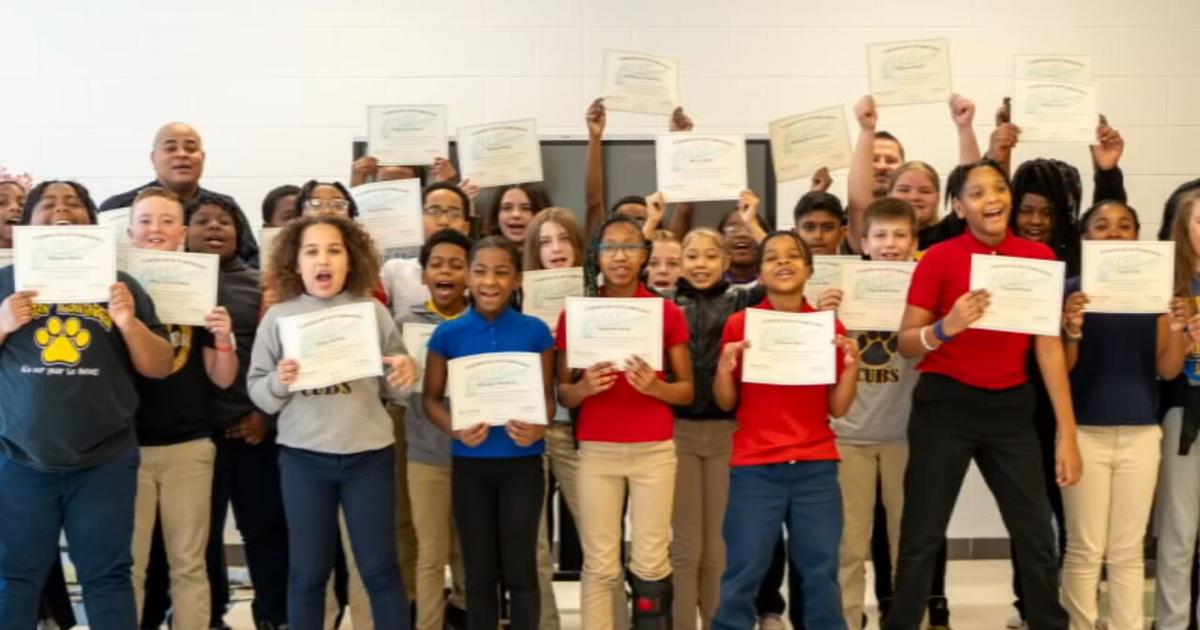 Carter Elementary students finish LMPDled program to guide them away