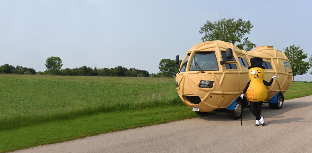 PLANTERS NUTMOBILE - COURTESY PLANTERS  (2).jpg