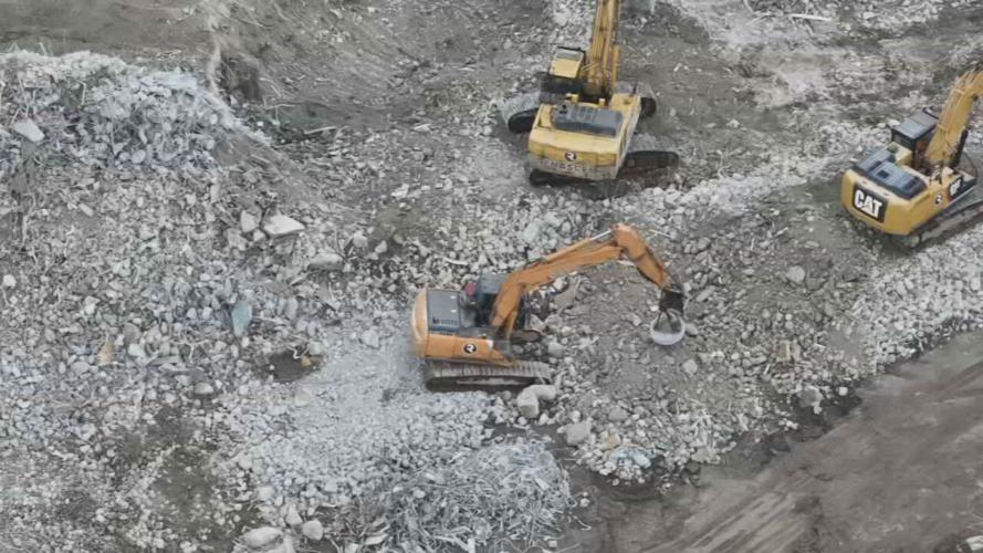 Riverview Tower rubble pile 12-29-22 (3).jpeg