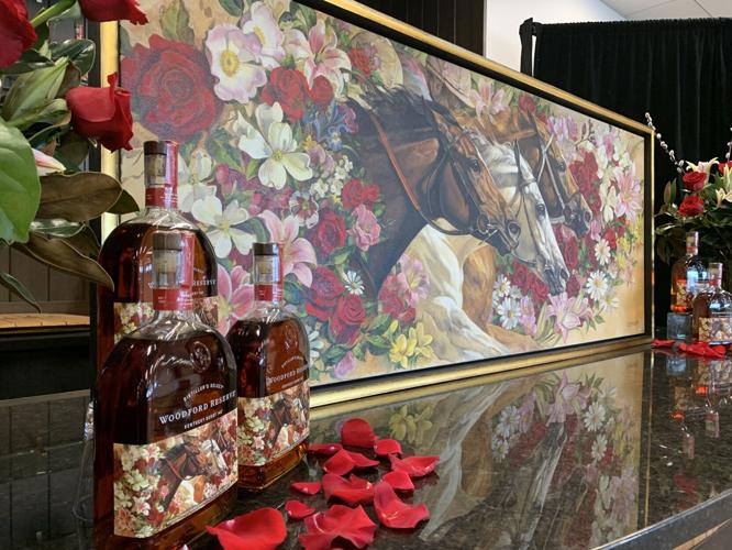 WOODFORD - 2022 DERBY BOTTLE  (6).JPG