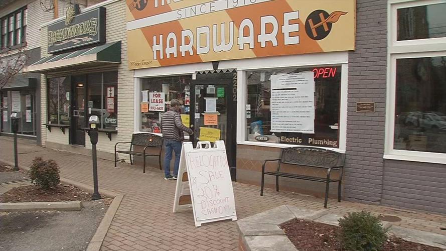 Highlands Hardware sign