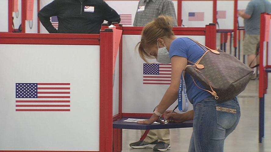 KY PRIMARY VOTING AT EXPO CENTER - 6-22-2020  (3).jpg