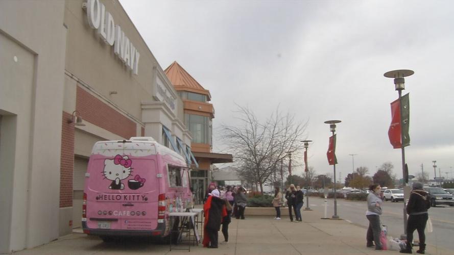HELLO KITTY CAFE TRUCK.jpeg