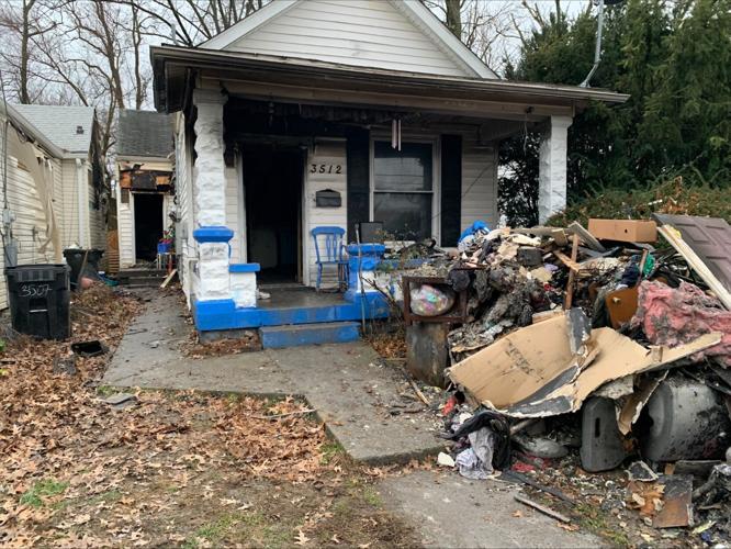 Shawnee Neighborhood fire, displaces five Saturday.jpg