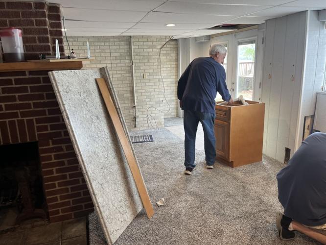 Flooding preparations in West Point, Ky. - 4.4.25