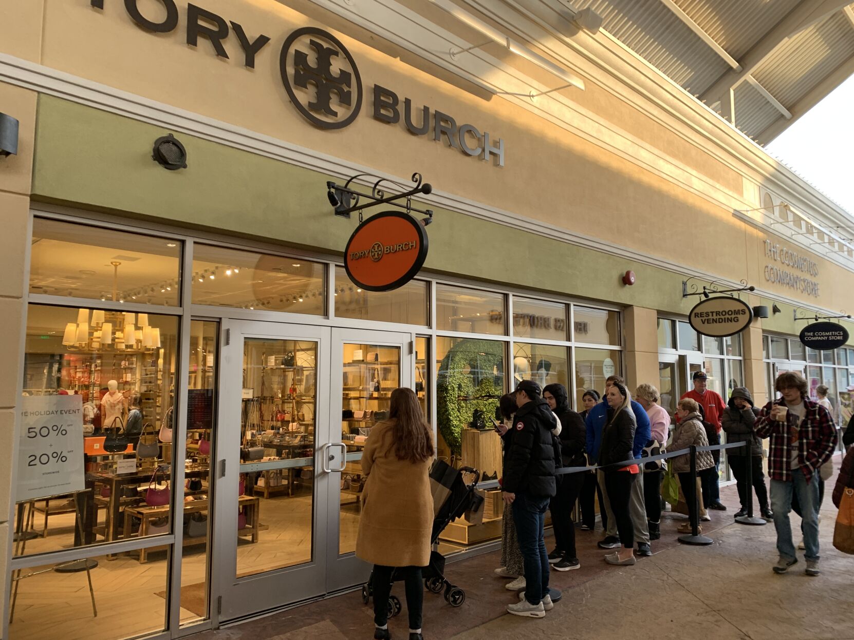 Tory burch discount outlet simpsonville ky