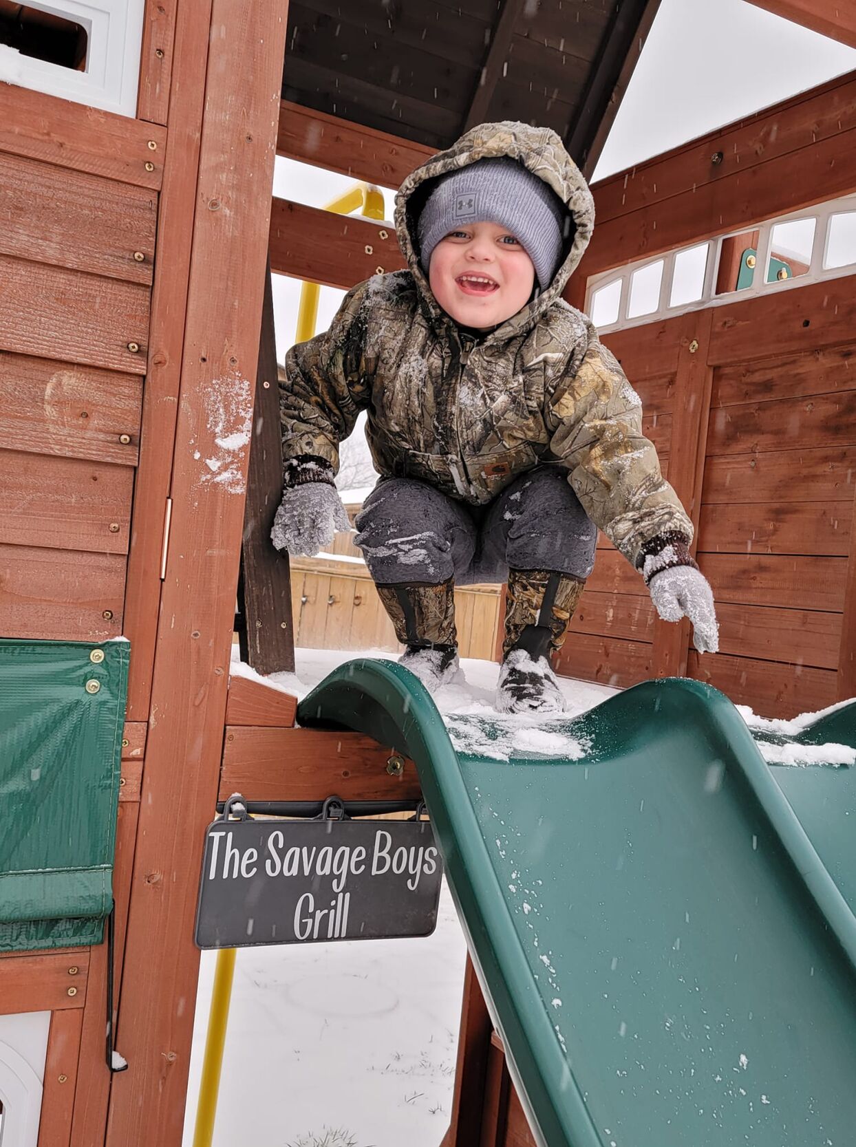 SNOW - KIDS PLAYING - FELICIA DAWN SAVAGE.jpg