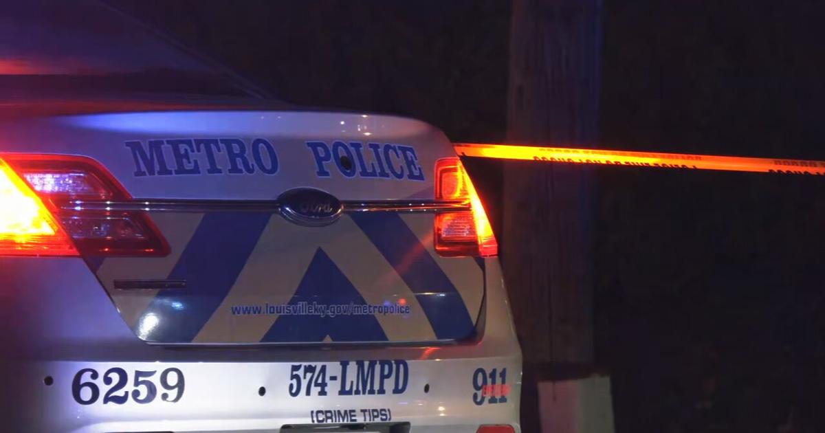 Man dies after crashing pickup truck into tree, Louisville police say