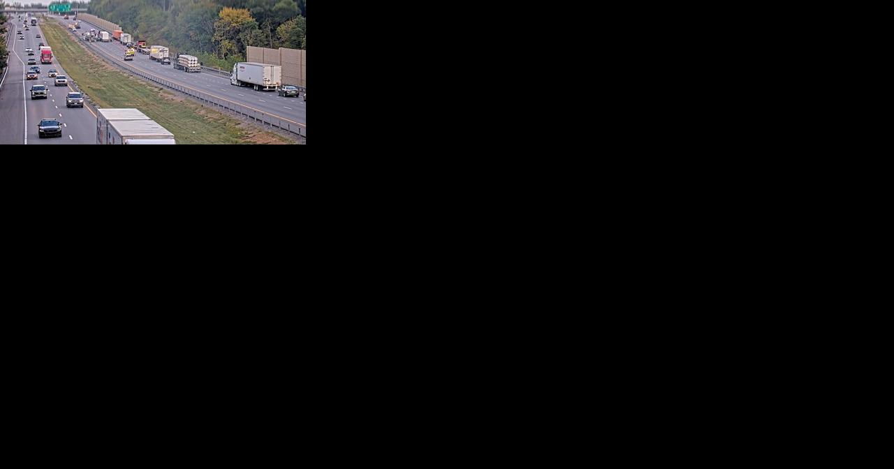1 in critical condition after multi-vehicle crash on I-71 North near I-265 in east Louisville - Vimarsana News