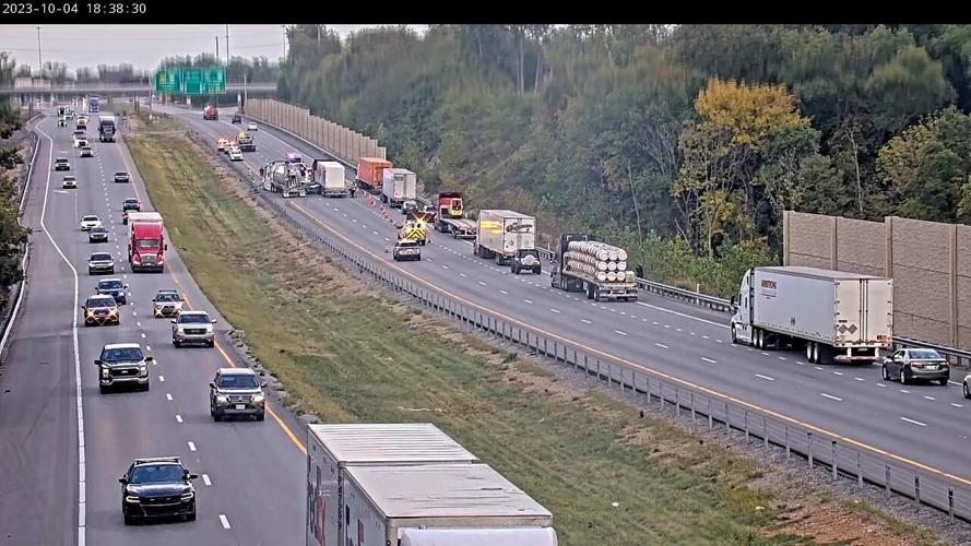 I-71 crash trimarc photo 10-4-23.jpg