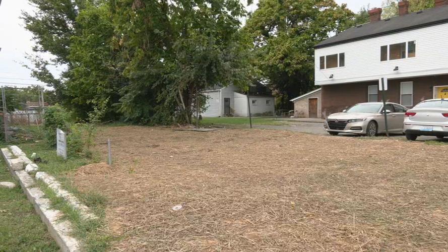 Former site of Clippa City Barbershop