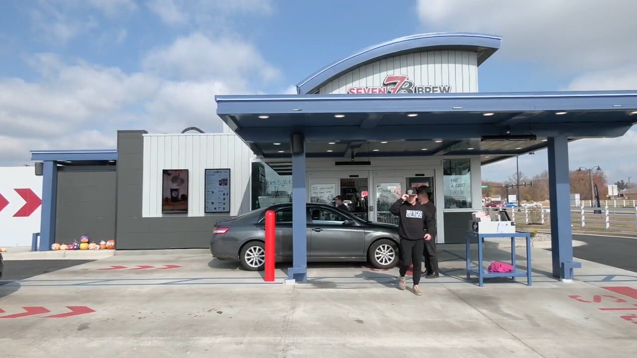 Drive-thru coffee shop opens in Jeffersonville as it begins