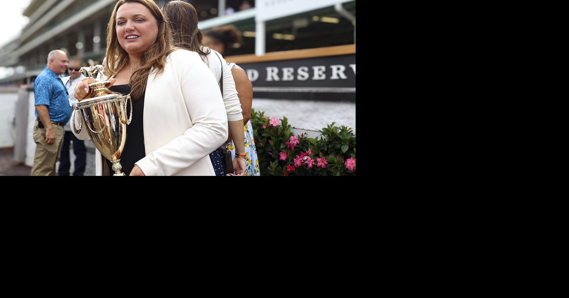Read moreCRAWFORD | The Kentucky Derby trophy isn't the heaviest thing Cherie DeVaux took home