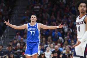 Former Kentucky guard Kerr Kriisa accused of posing as mother, fictional woman in $2.2M fraud case