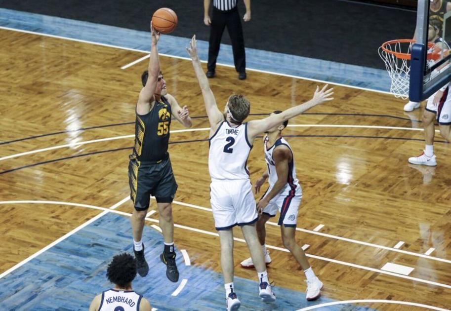 Bozich Ap Basketball Top 25 Shuffle But Gonzaga Still The One Sports Wdrb Com