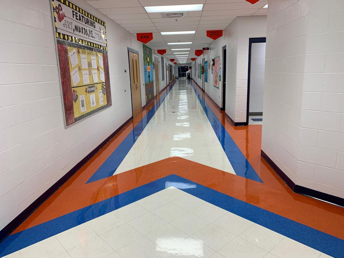 Thousands Of Students Head Back To School At Oldham County Schools Morning Wdrb Com