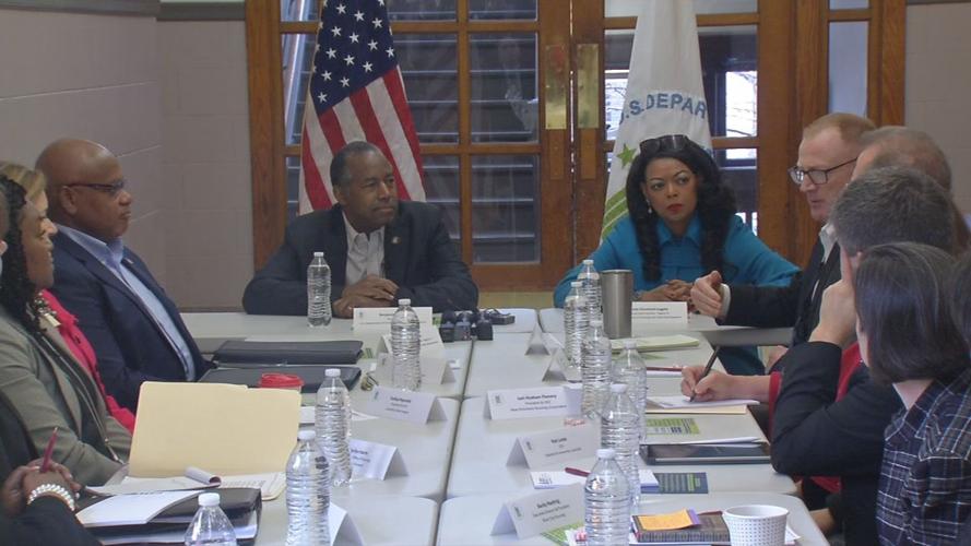 CARSON HUD ROUNDTABLE 6pVO.transfer_frame_1155 table.jpg