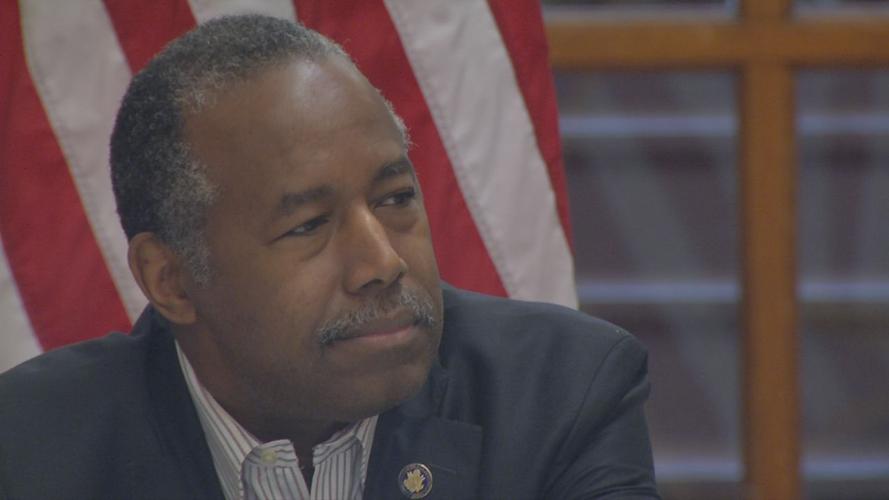 CARSON HUD ROUNDTABLE 6pVO.transfer_frame_735 Close-up.jpg