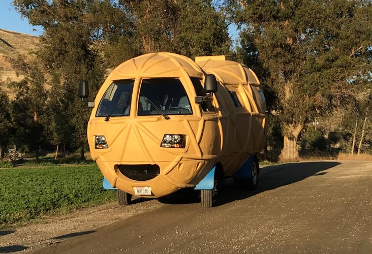 PLANTERS NUTMOBILE - COURTESY PLANTERS  (3).jpg
