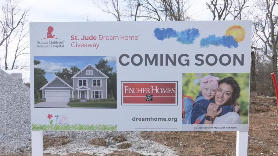 St. Jude 2023 preview sign in Shelbyville