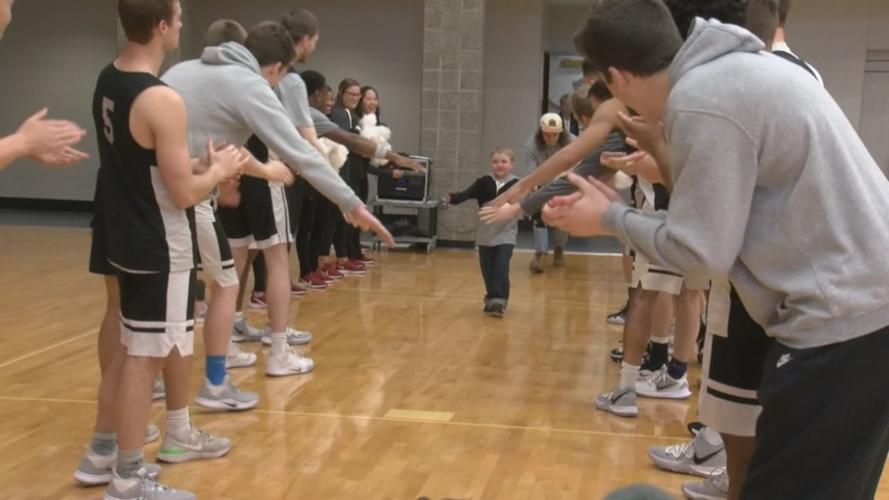 7-year-old Bentley Barber welcomed into Transylvania University men's basketball team