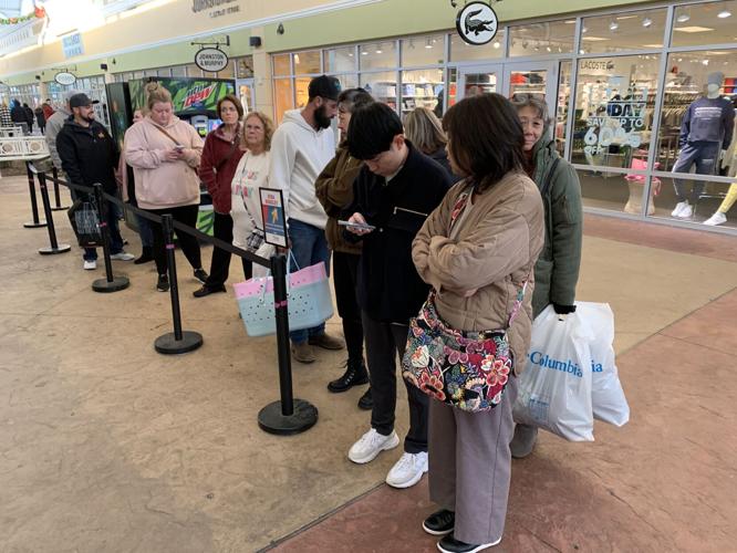 BLACK FRIDAY - OUTLET SHOPPES OF THE BLUEGRASS - 11-23-2023