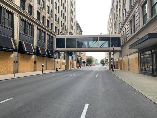 DOWNTOWN LOUISVILLE - BEFORE ANNOUNCEMENT - 9-23-2020 4.jpg