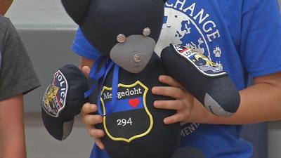 Blue Line Bear - LMPD Det. Deidre Mengedoht