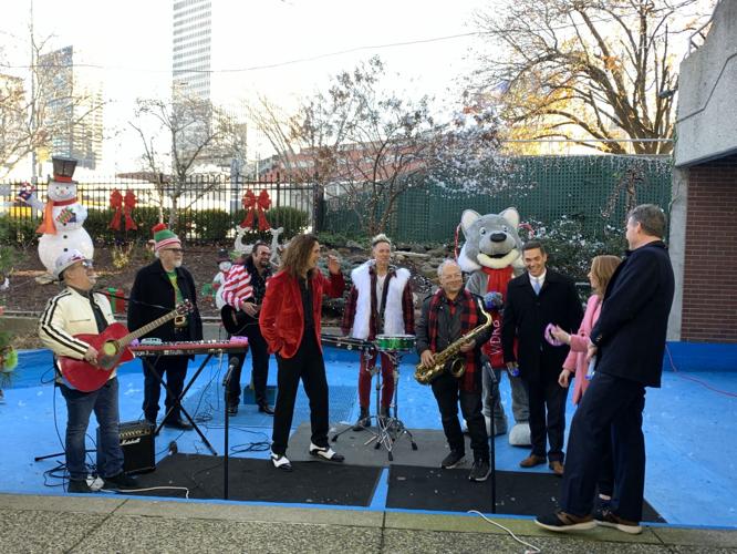 THE CRASHERS ON AM - 12-7-23 (13).jpg