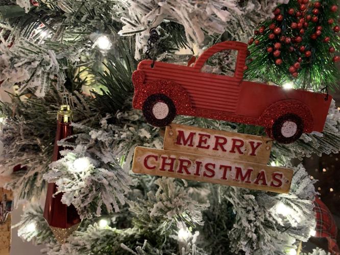 FESTIVAL OF TREES - KEITH KAISER 11-21-19  (16).jpeg