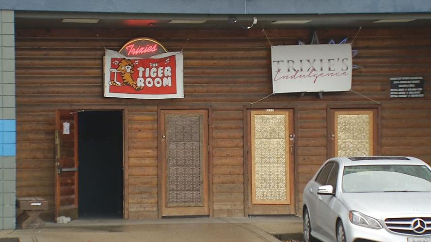 TRIXIES AUCTION 5pLLV.transfer_frame_1344 Trixie's.jpg