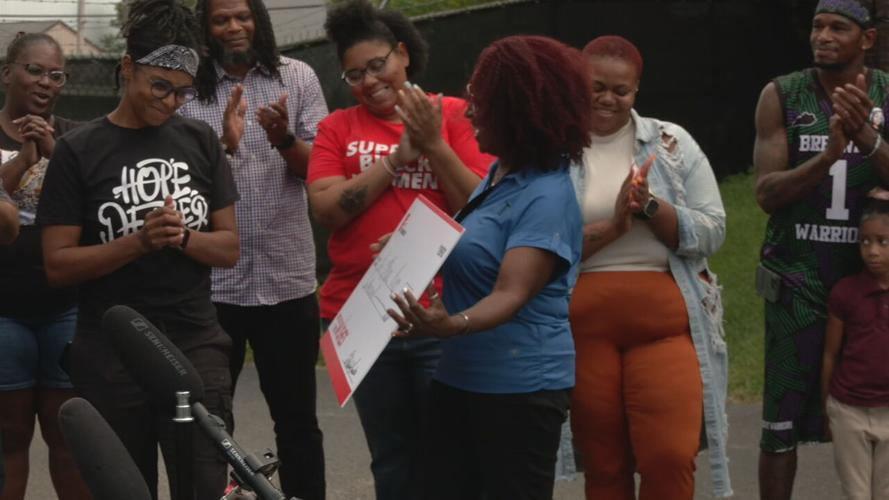 The Hope Buss receives $10,000 grant from KFC Foundation