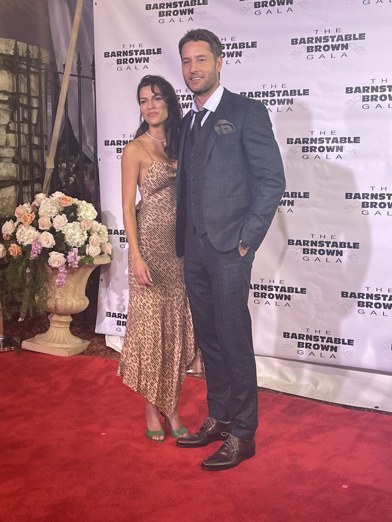 Justin Hartley at at Barnstable Brown Derby Eve Gala
