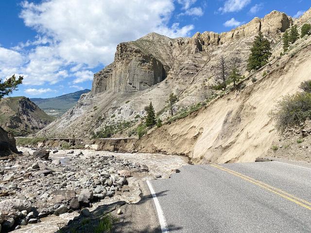 YELLOWSTONE NATIONAL PARK: The Factors That Led To Catastrophic Flooding  Weather Blog 