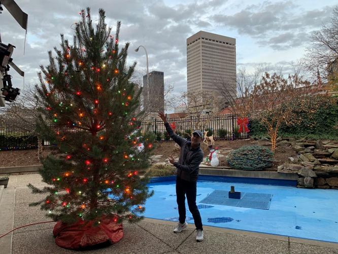 JUDE'S JINGLE TREE - 2020 (1).jpg